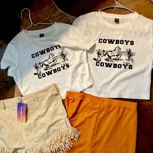 Just bought , to small for me now that I’m pregnant… $60 for all